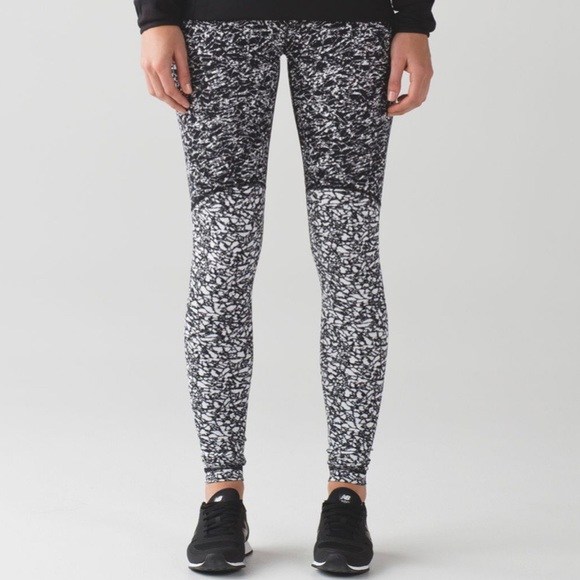 lululemon athletica Pants - Lululemon Wunder Under Leggings